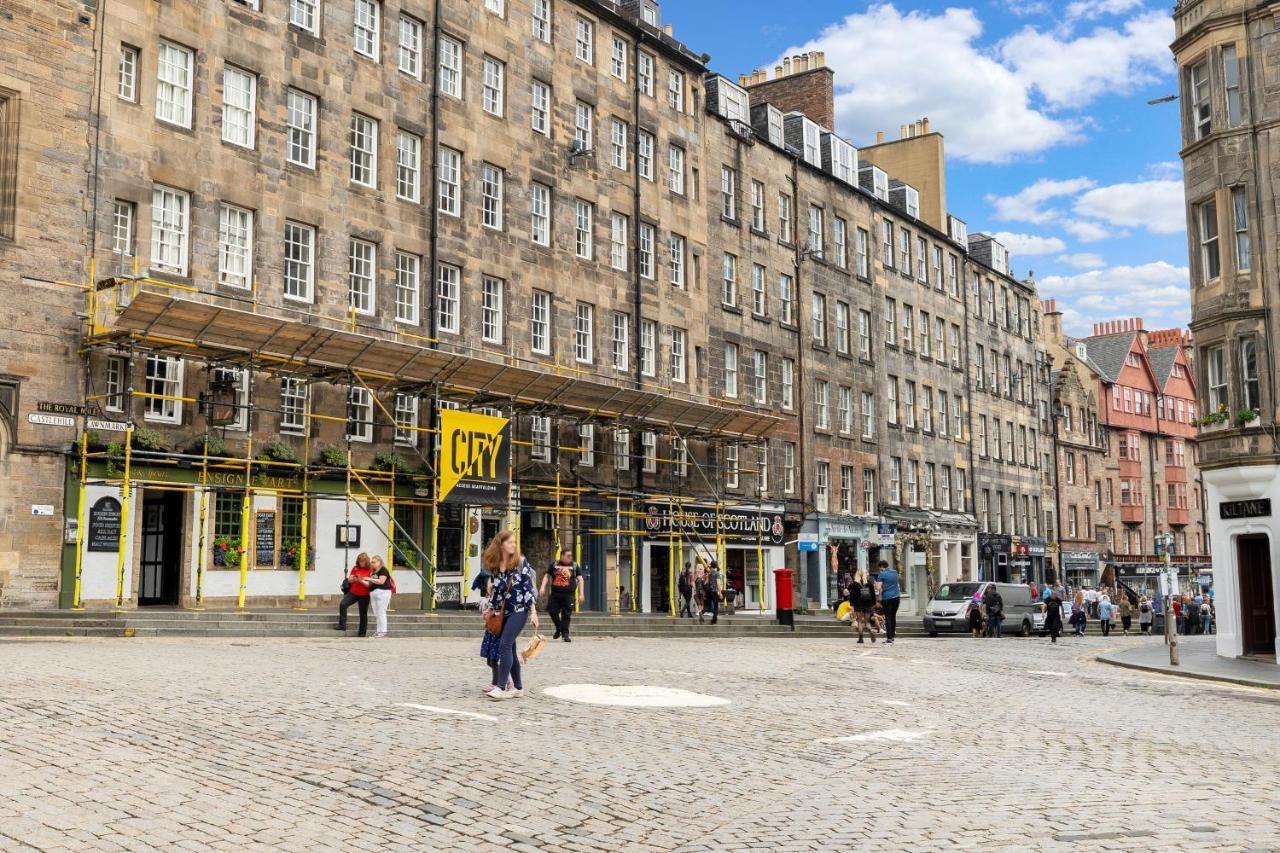 Unique 2 Bedroom Castle Suite Apartment - Near Edinburgh Castle & Royal Mile Εξωτερικό φωτογραφία